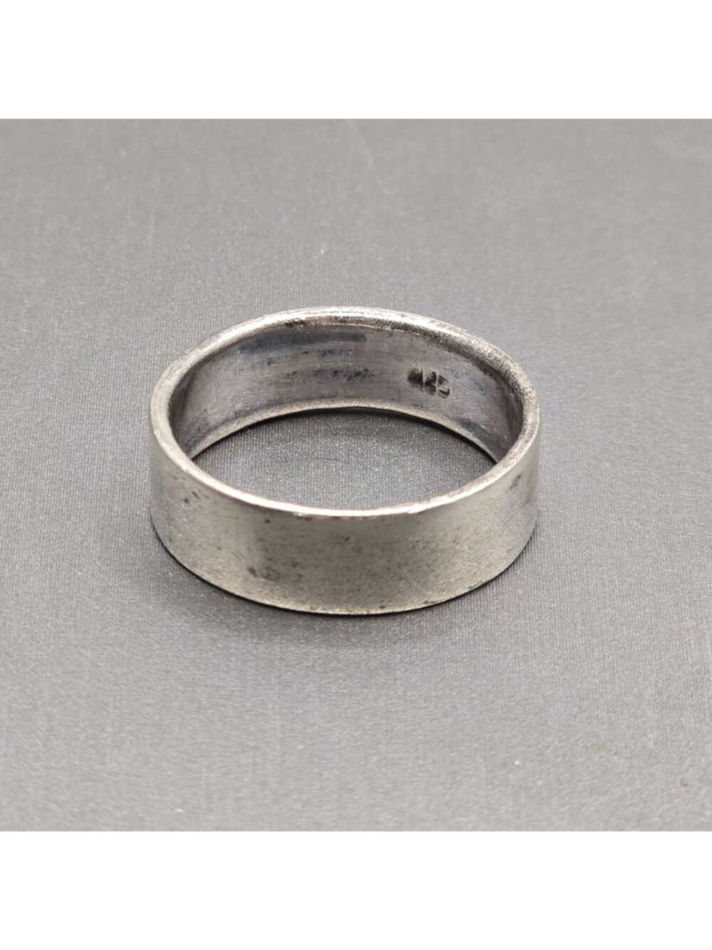 Sterling Silver Ring Lot Stackable Bands Assorted Sizes 5.75 to 8 15.24g - Picture 3 of 8